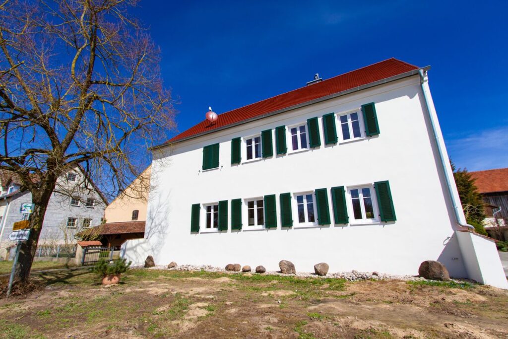 Fassadenanstrich Referenz Maler Ströhl Inh. Thomas Luft - Fassadenanstrich, Fassadenrenovierung Maler Amberg