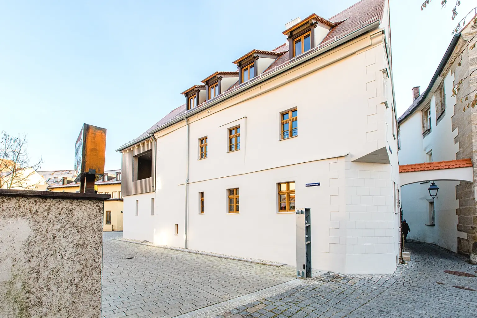Fassadenanstrich Maler Ströhl Inh. Thomas Luft - Fassadenanstrich, Fassadenrenovierung Maler Amberg